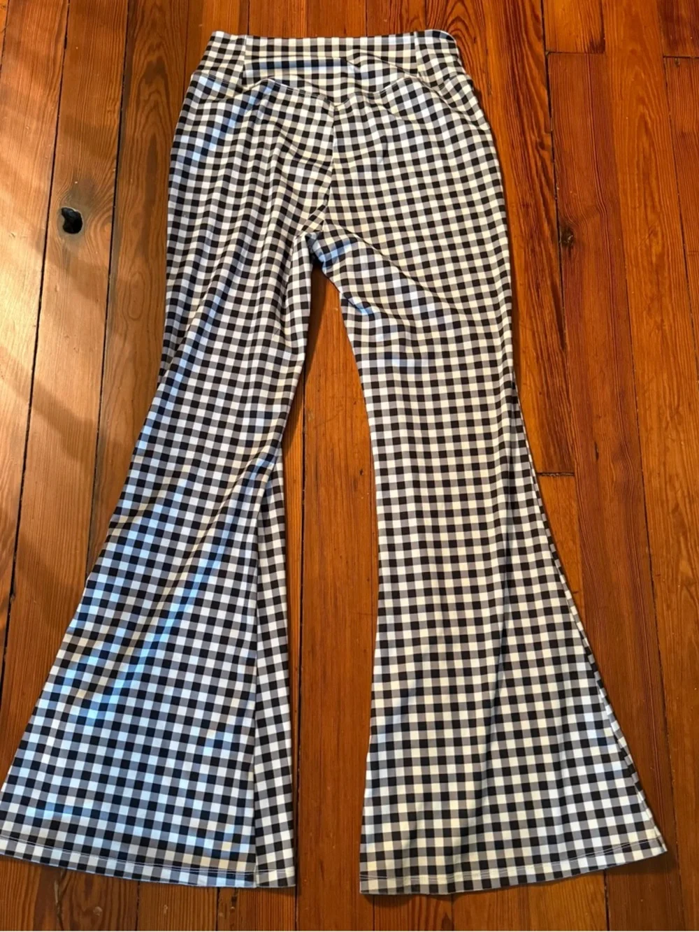 HALARA Gingham Crossover Waist Wide Leg Leggings - Picture 2 of 5